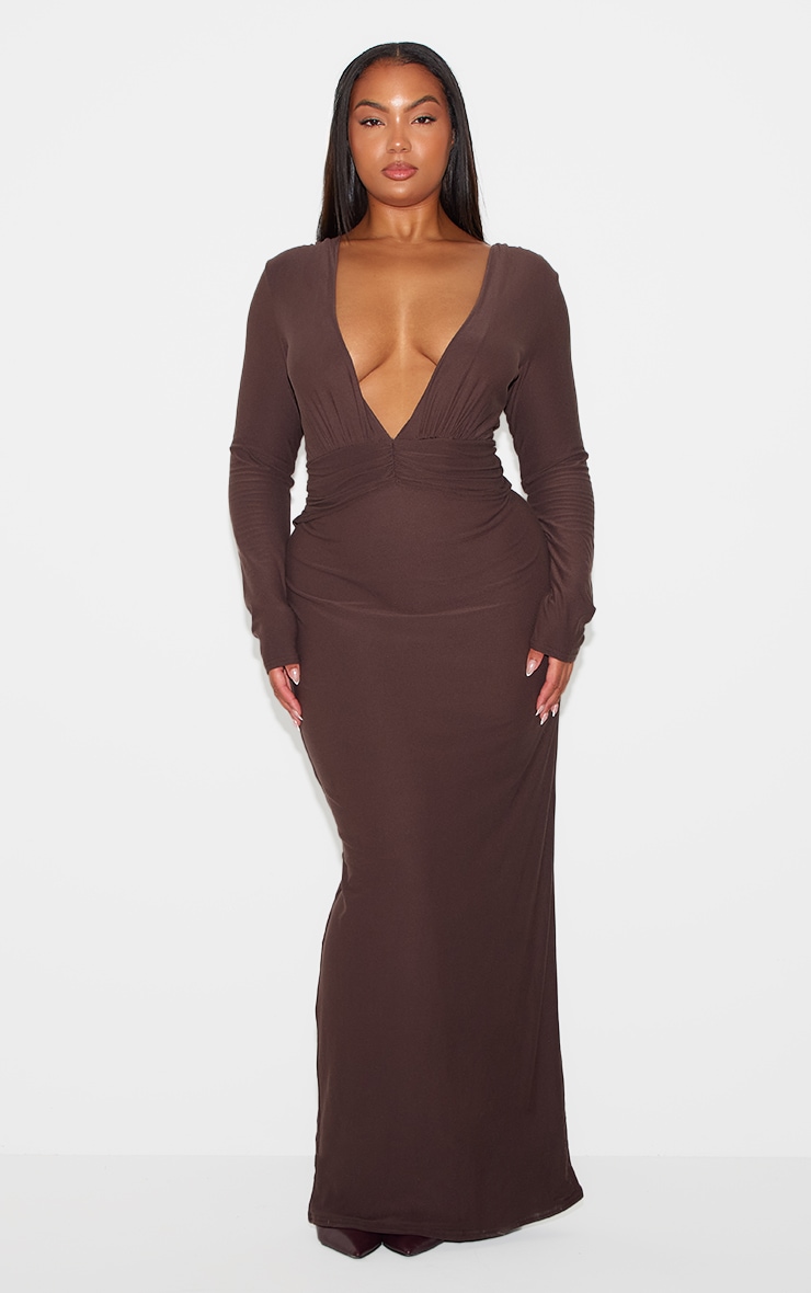 Robe longue douce marron chocolat à décolleté et torsade image 6