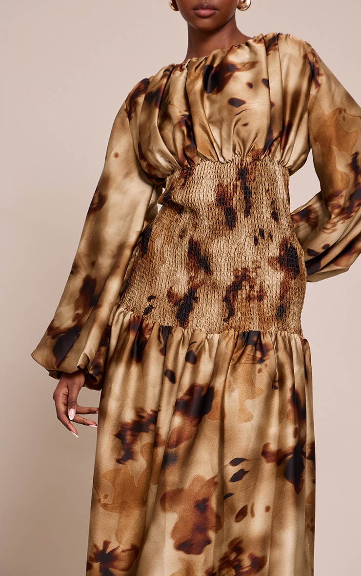 Green Abstract Long Sleeve Shirred Waist Maxi Dress image 4