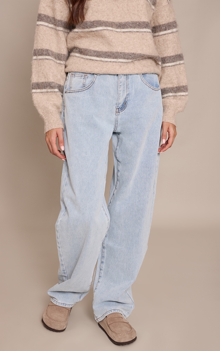 Jean boyfriend bleu clair échancré dans le dos image 2