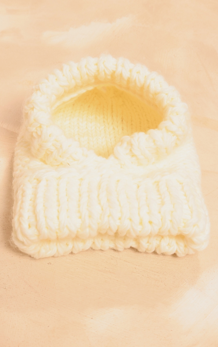 Cream Chunky Knit Snood