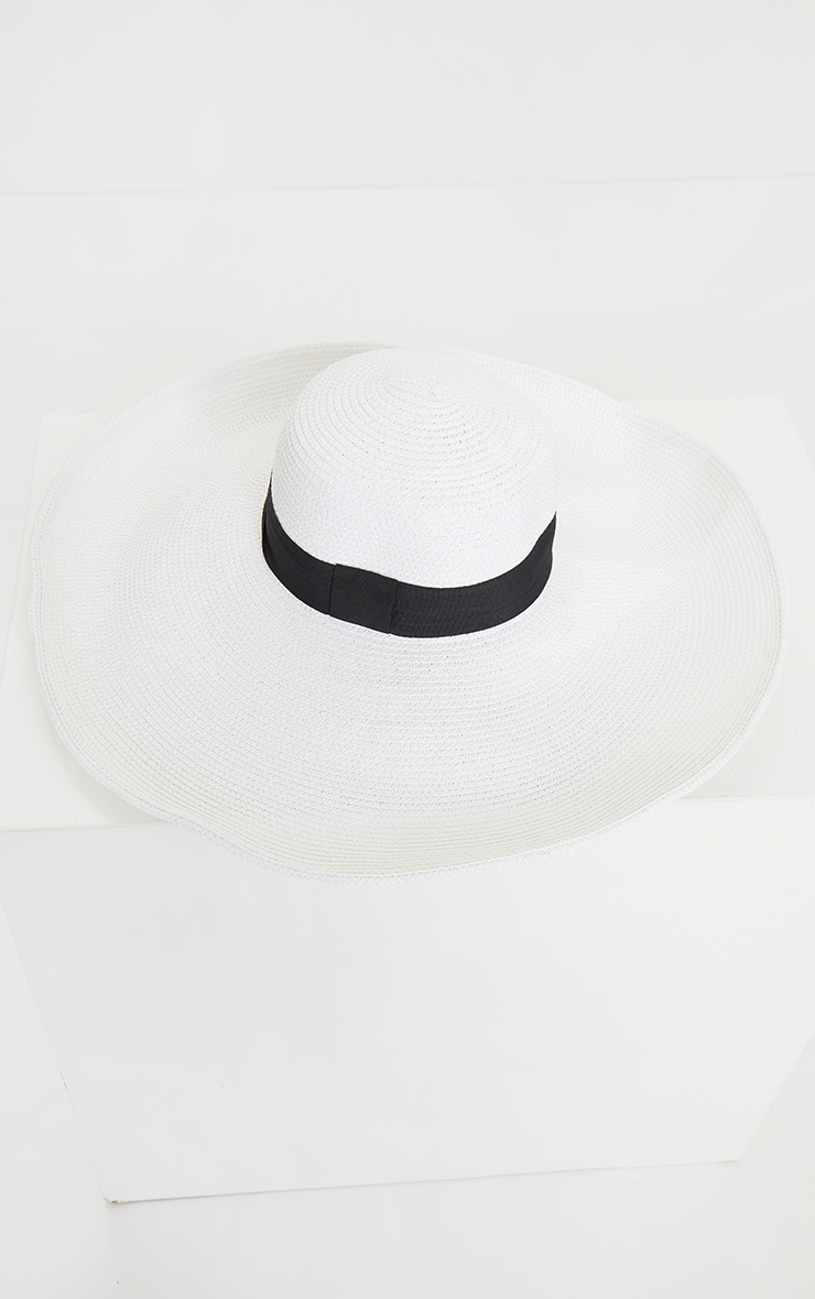 White Straw Wide Boater Hat PrettyLittleThing UAE