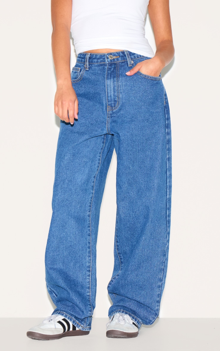 PRETTYLITTLETHING Petite Dark Blue High Waist Boyfriend Jean image 2