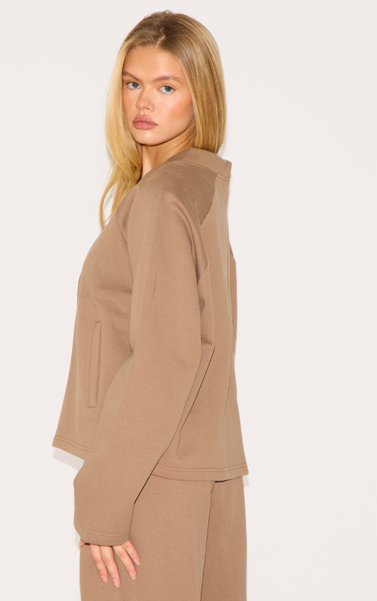 Cardigan en sweat deluxe taupe à épaules carrées image 2