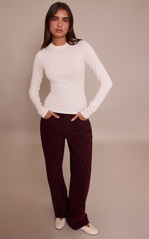 Jean droit bordeaux à taille mi-haute