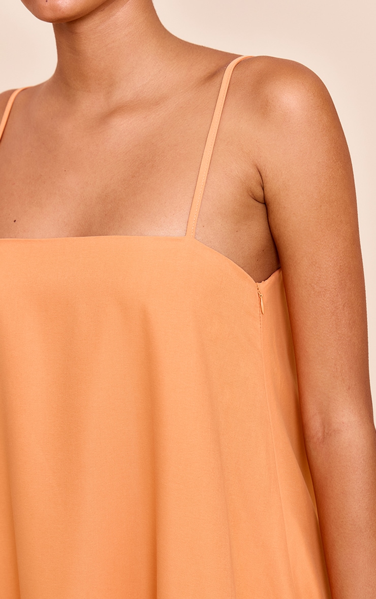 Robe longue fluide orange à bretelles fines image 4