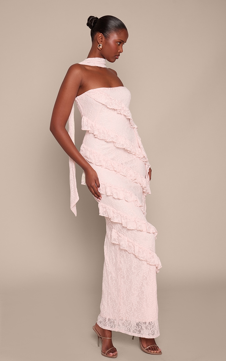 Robe longue asymétrique en dentelle rose à détail foulard image 3