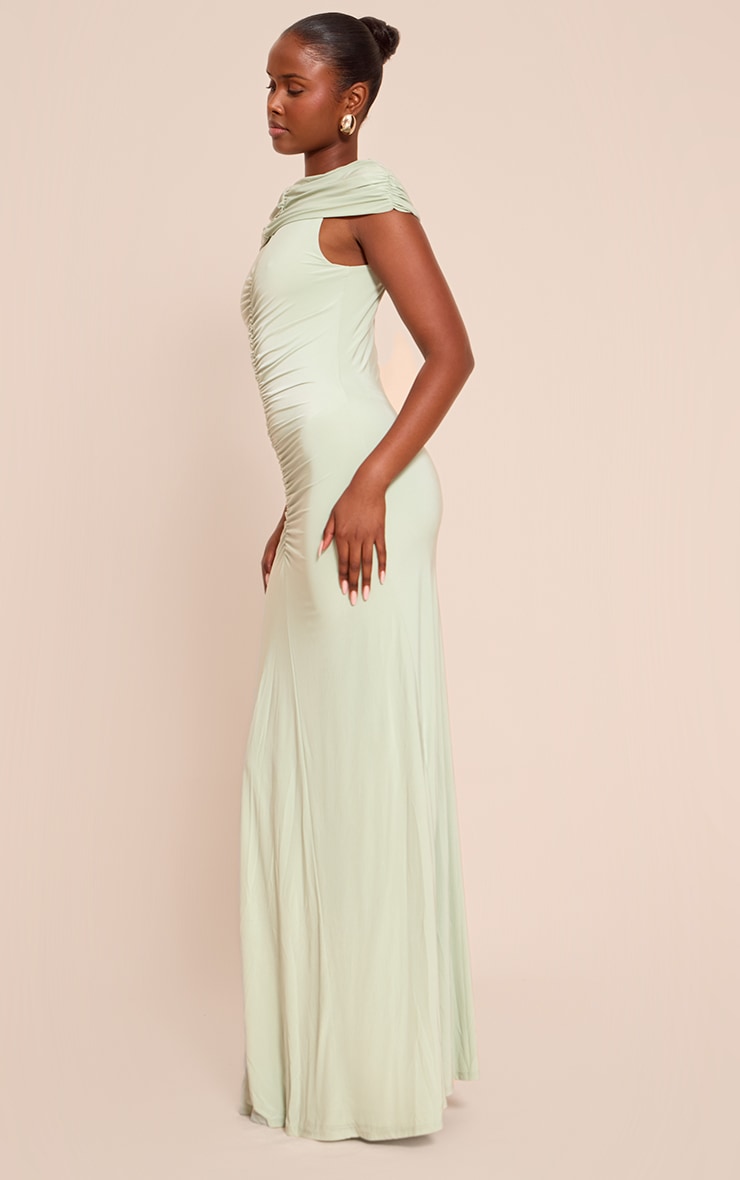 Robe longue moulante sauge froncée à col bardot image 3