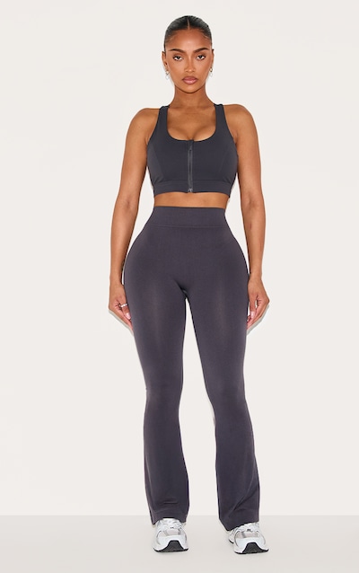 Shape Flare de sport gris anthracite sans coutures à taille haute et fronces derrière