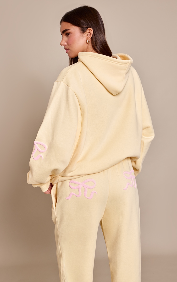 Butter Yellow Bow Puff Print Pullover Hoodie image 2