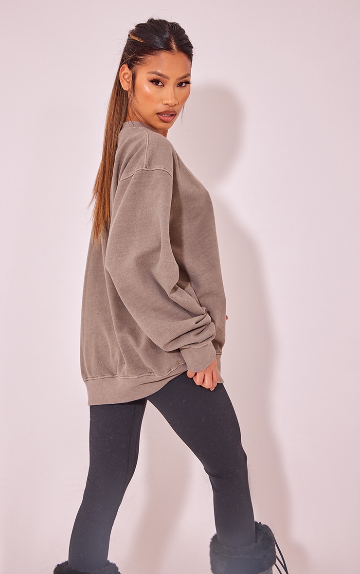 PRETTYLITTLETHING Moss Grey Studio Washed Sweatshirt image 1