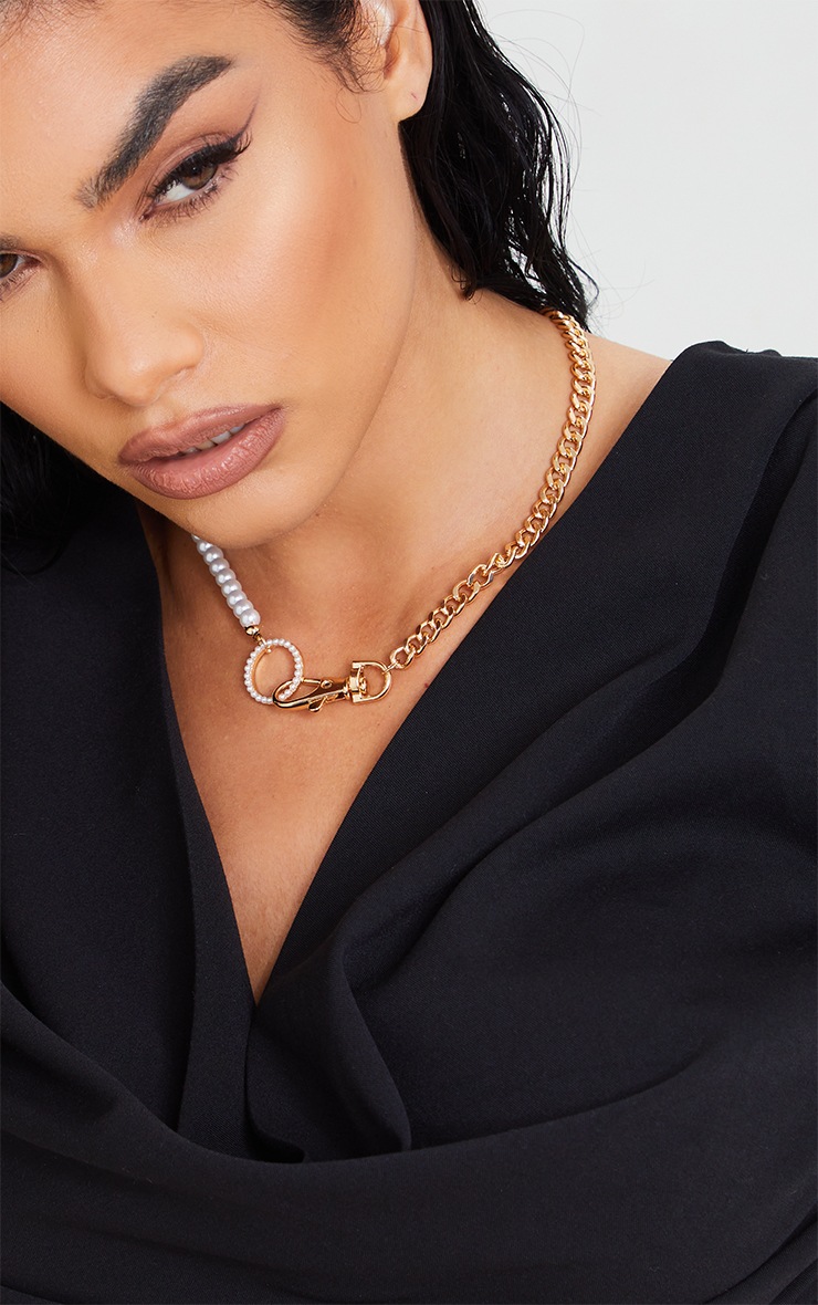 Collier doré chaîne et perles