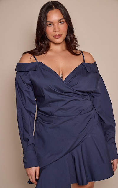 Plus Robe chemise asymétrique bleu marine à épaules dénudées