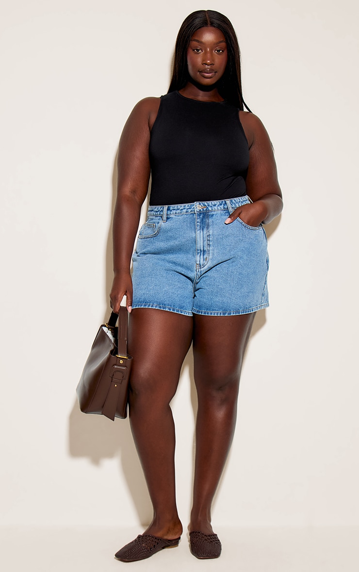 Plus Mid Blue Wash High Waist Bermuda Denim Shorts image 4