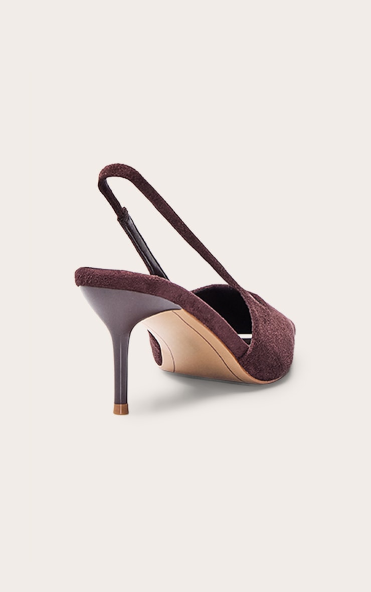 Escarpin Chocolat en suédine à bout ciselé et bride arrière. image 4