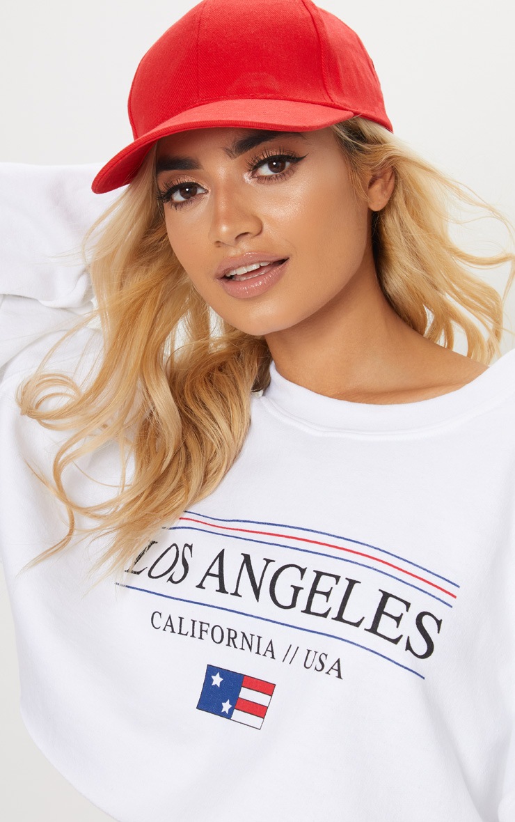 Casquette de baseball rouge
