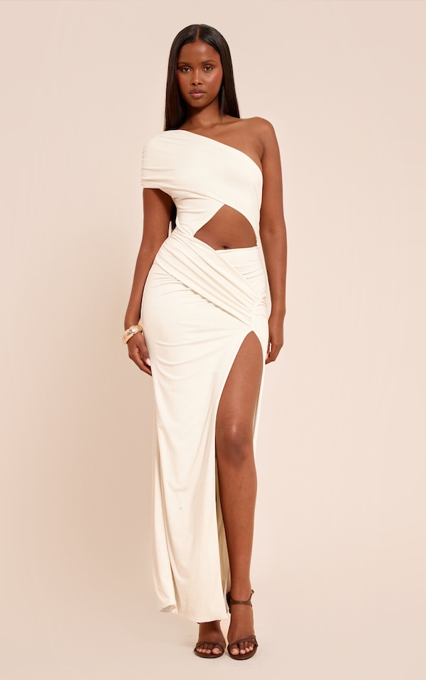 Robe longue moulante crème à découpe