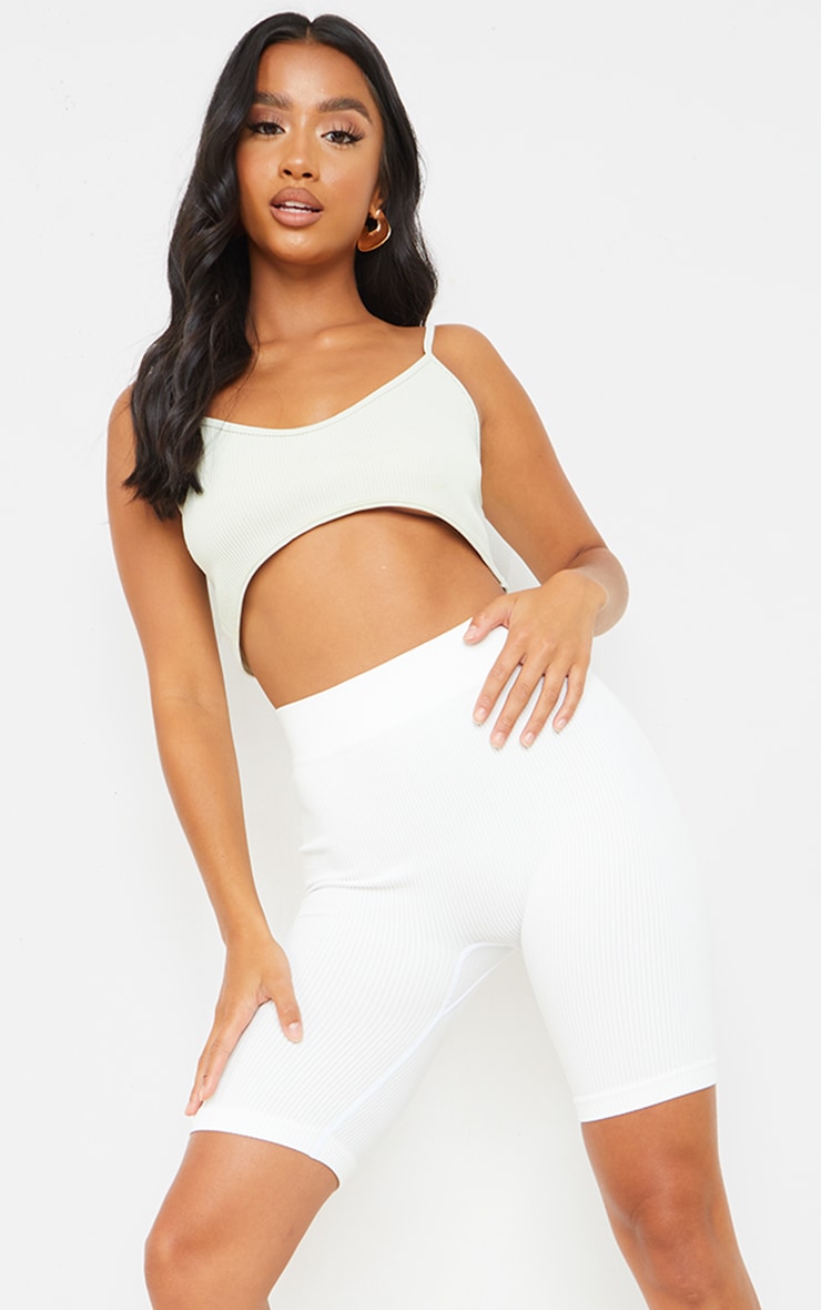 White deals bike short