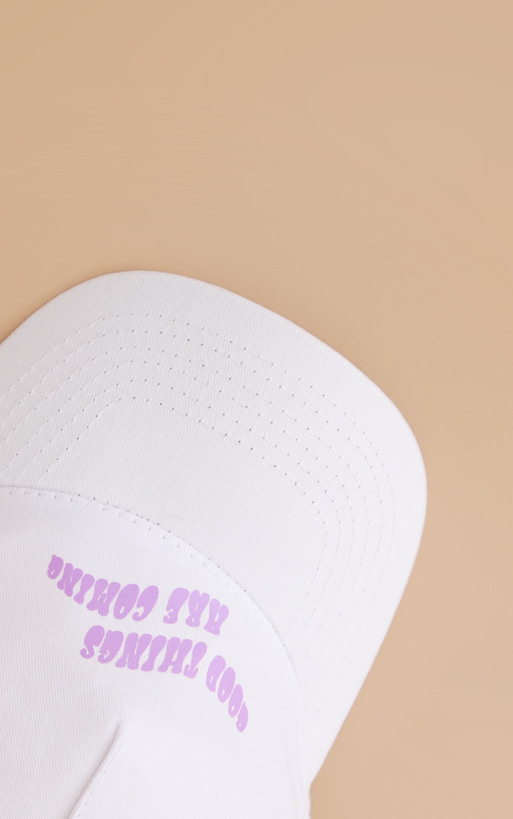 Casquette lilas à slogan Good Things Are Coming image 4