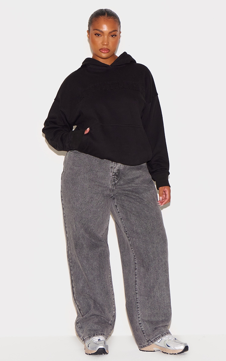 PRETTYLITTLETHING Plus Black Applique Hoodie image 3