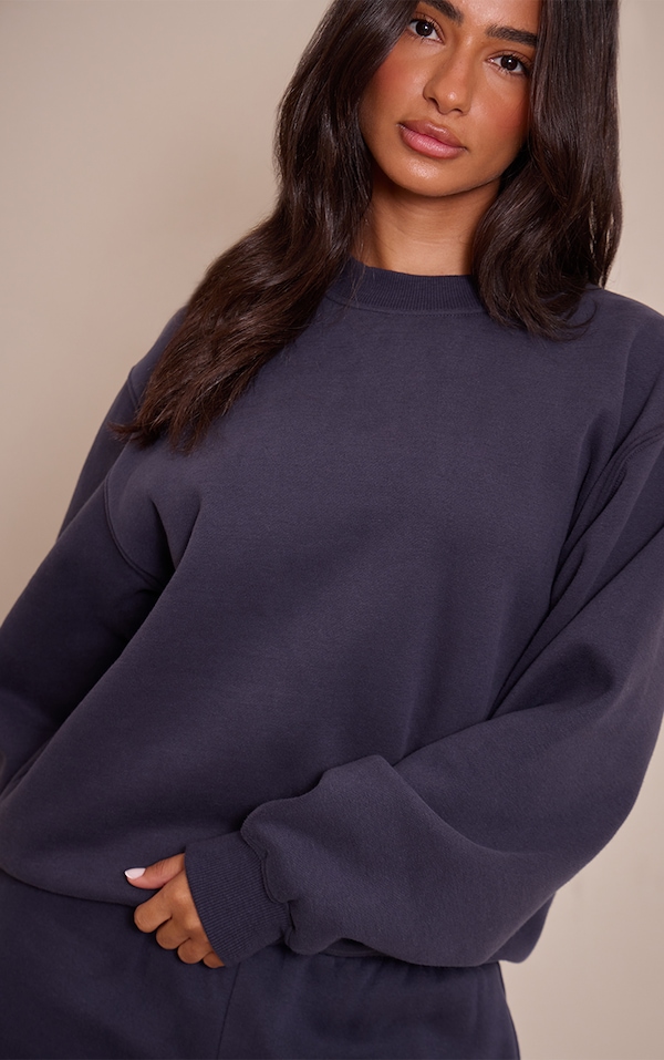 Navy Pullover Sweatshirt
