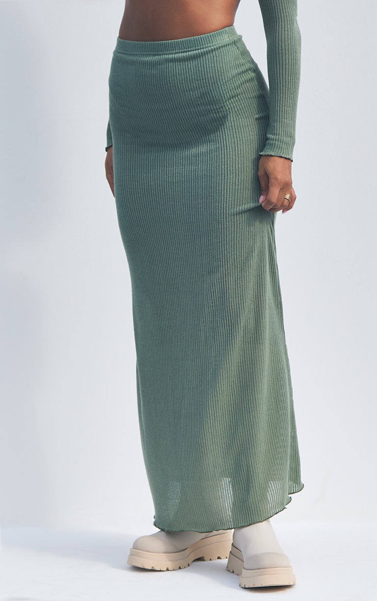 Jupe longue kaki clair c?�tel?� douce ?� taille basse | PrettyLittleThing FR