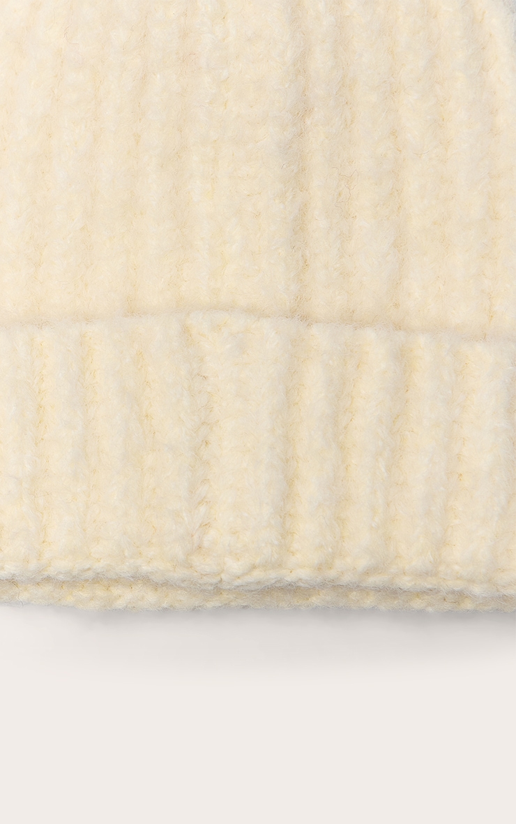 Bonnet en maille tricot épaisse côtelée jaune beurre image 3