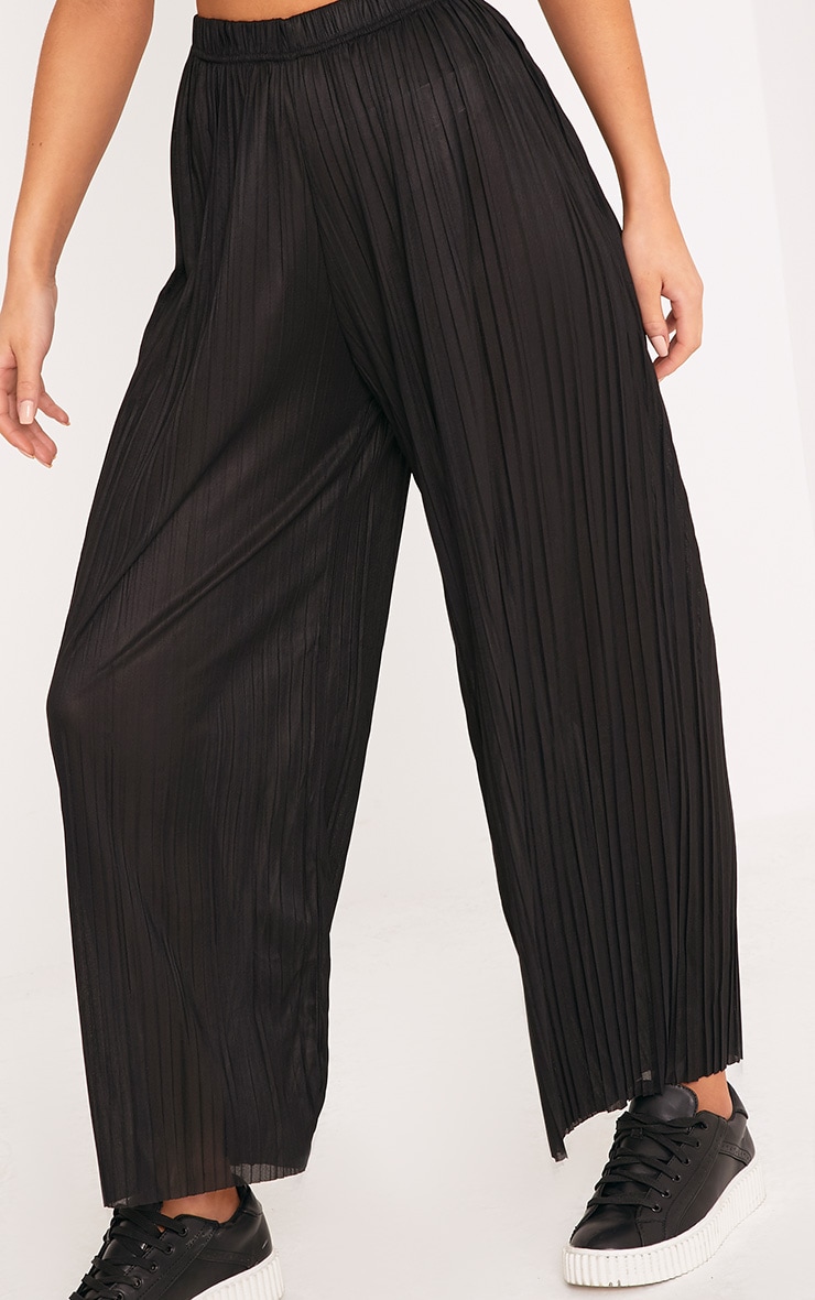 Loredana Black Soft Pleated Sheer Cropped Pants image 5