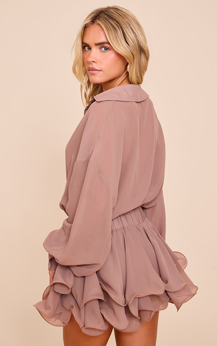 Petite Mini robe en mousseline de soie taupe à manches longues image 2