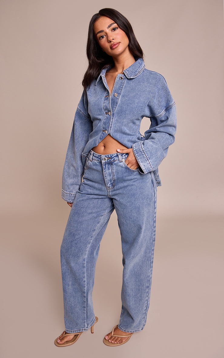 Petite Mid Blue Wide Leg Jeans image 2