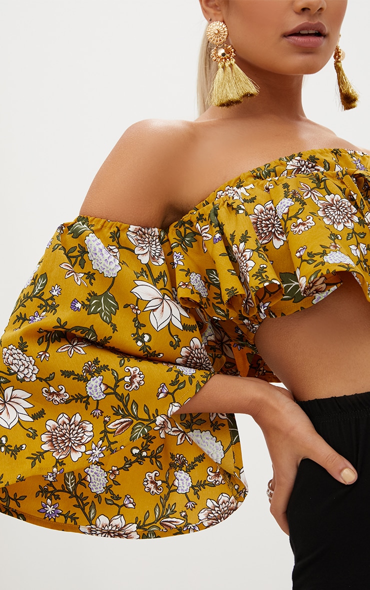 Yellow Ditsy Floral Tie Front Crop Top PrettyLittleThing