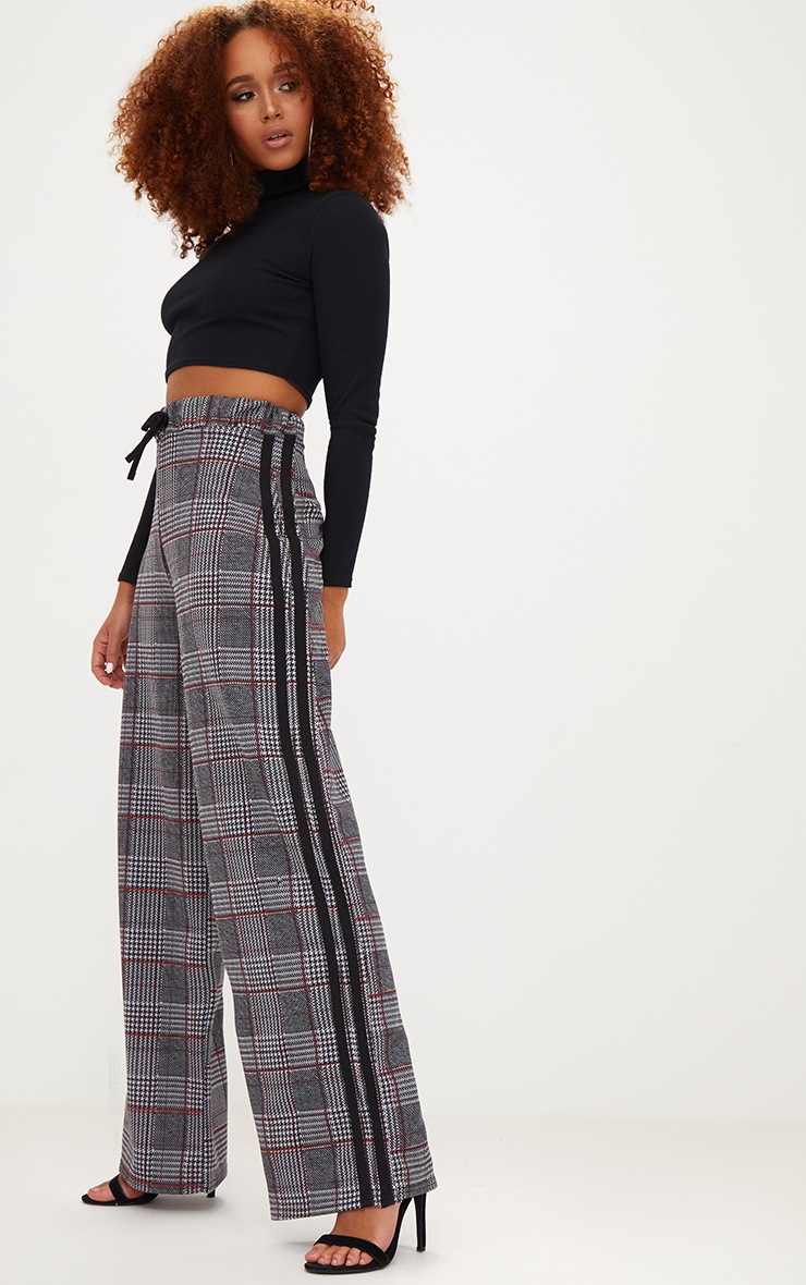 Grey Check Print Wide Leg Track Pants New In PrettyLittleThing