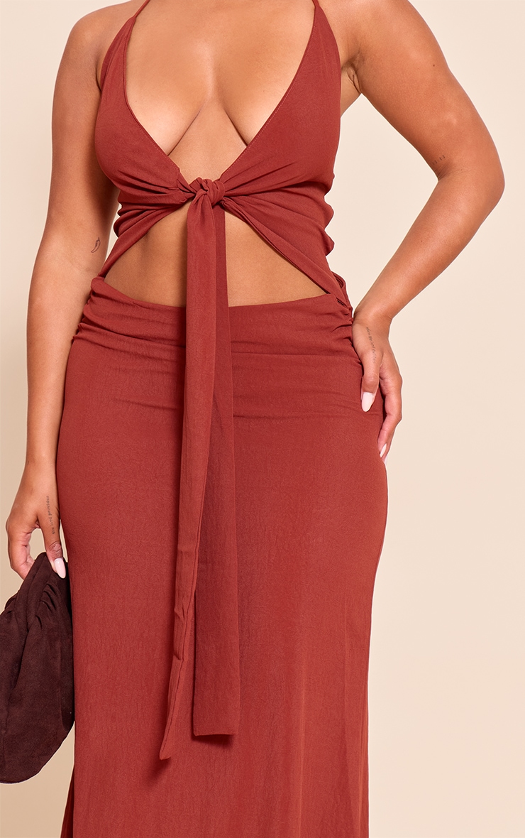 Coupe moulante Rouge profond Hammered Satiné Drapé Devant Halter Longue Robe image 4