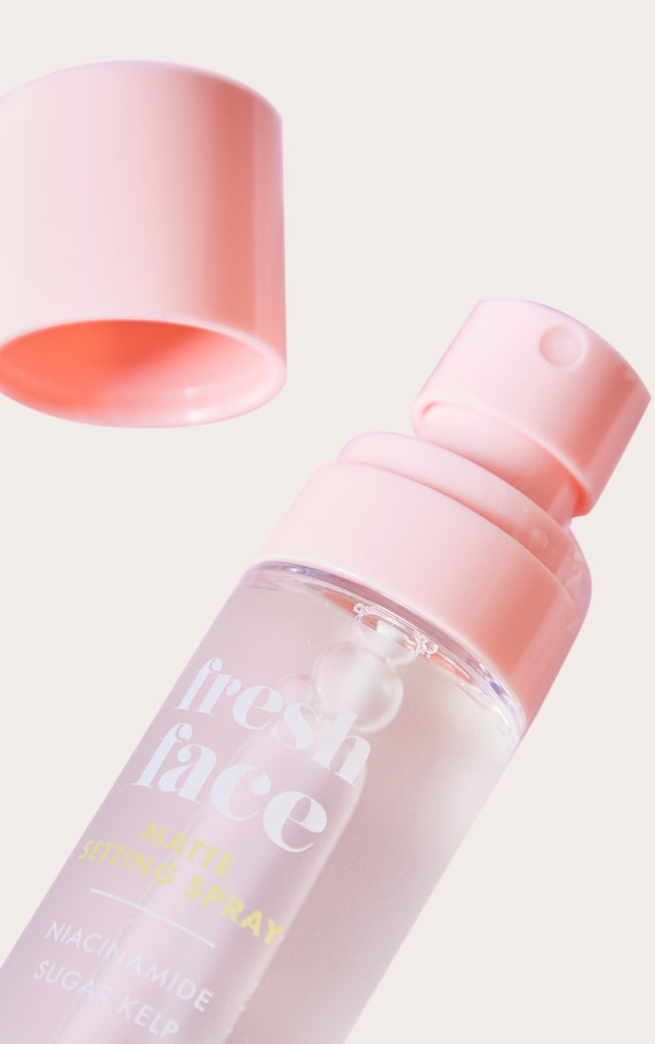 Barry M Spray matifiant Fresh Face image 3