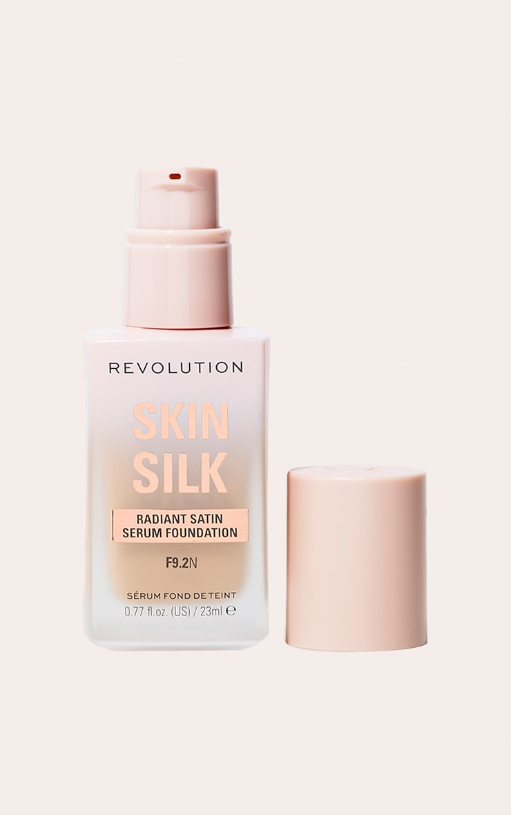 Revolution Skin Silk Serum Foundation F9.2N image 2