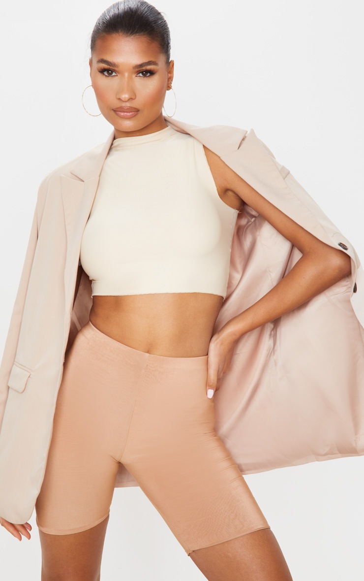 Short-legging camel taille haute