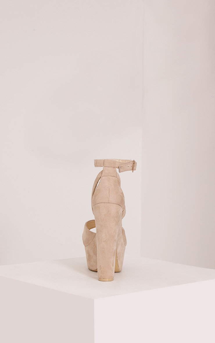 Leya Cream Faux Suede Platform Sandals PrettyLittleThing