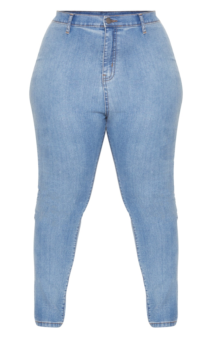 Plus Light Wash High Waisted Jeans PrettyLittleThing