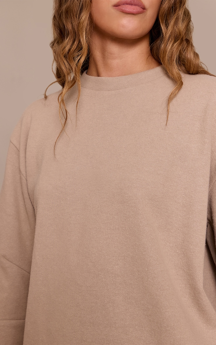 Sweat brossé côtelé taupe à manches longues image 4