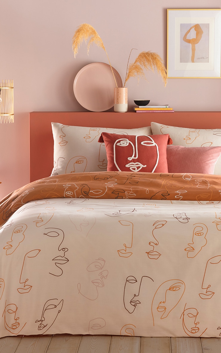 Nude Face Silhouette King Duvet Set image 2