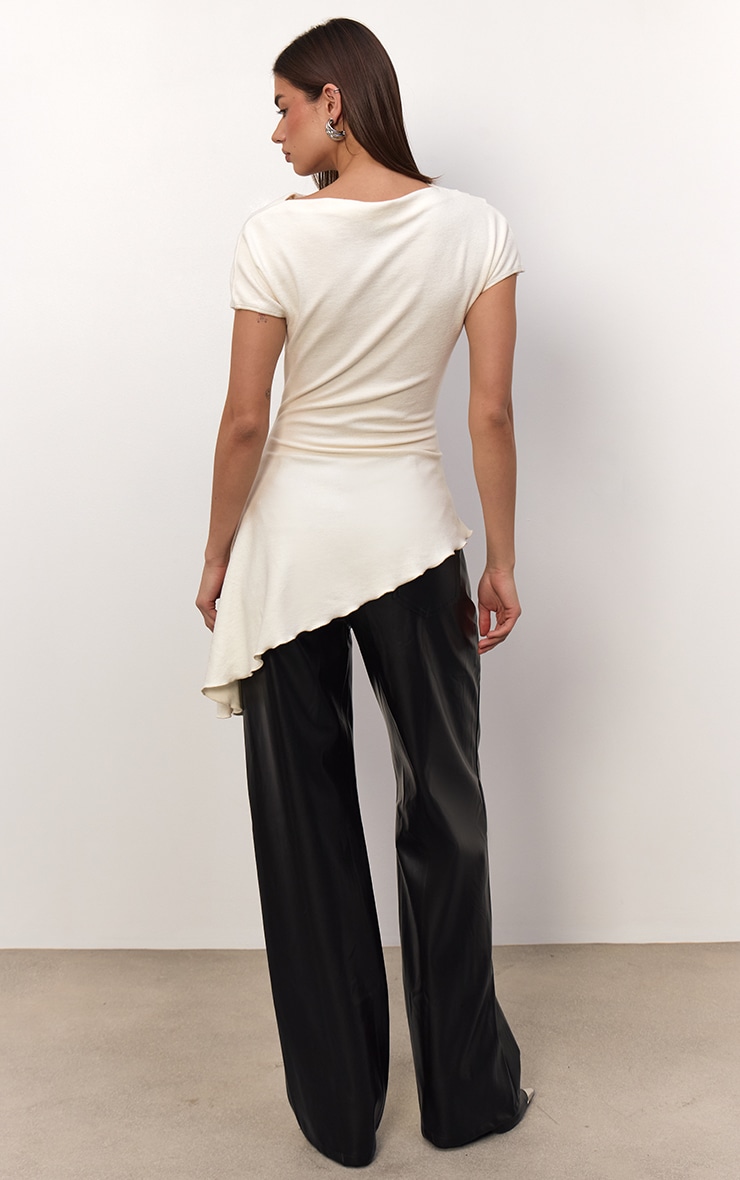 Pantalon noir en PU image 4