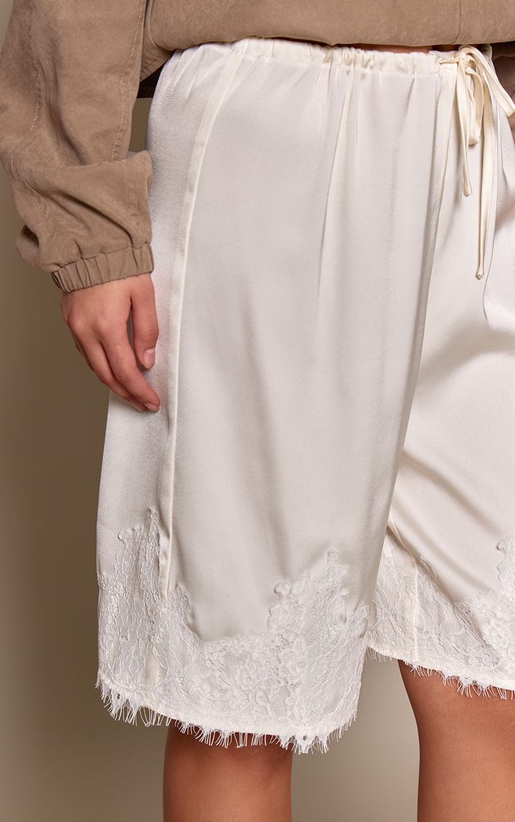 Butter Cream Satin Lace Detail Long Shorts  image 5