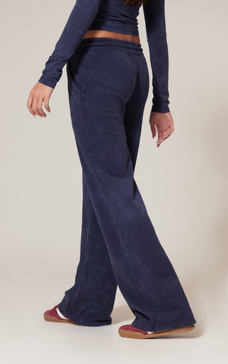PRETTYLITTLETHING Navy Washed Low Rise Oversized Wide Leg Sweatpants image 3