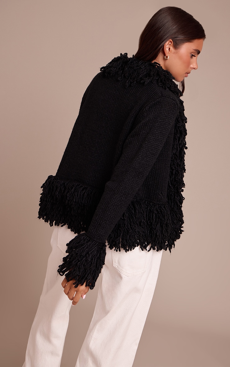 Cardigan en maille tricot noire à bordures bouclées image 2