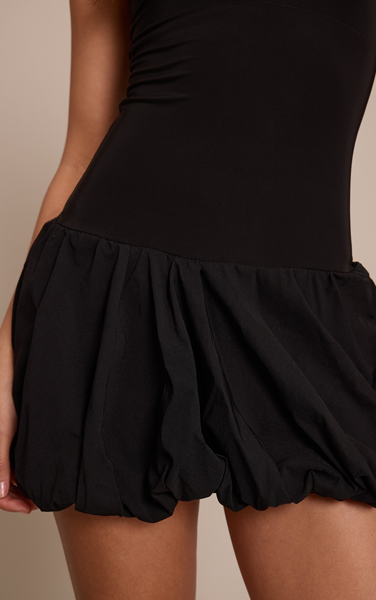 Tall Mini robe moulante noire à ourlet bouffant image 4