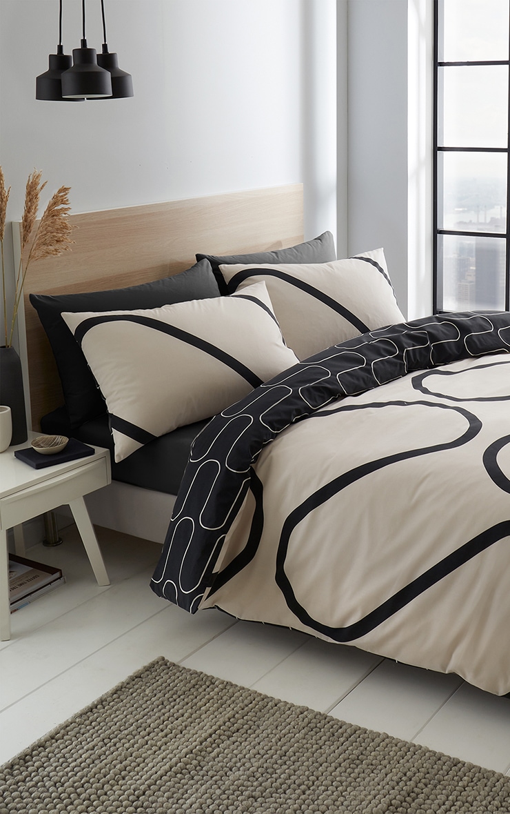 Linear Curve Geometric King Size Duvet Cover image 1