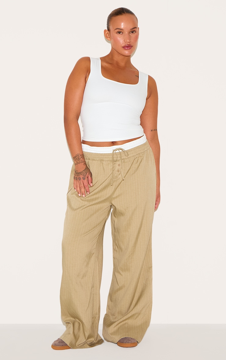 Plus Pantalon droit vert olive à fines rayures et boutons devant image 2