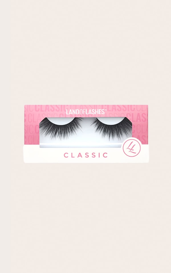 Land of Lashes Classic Collection Enchant Lash