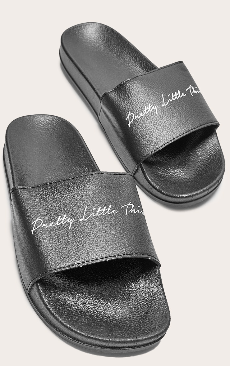 PRETTYLITTLETHING Black Slogan Sliders image 4
