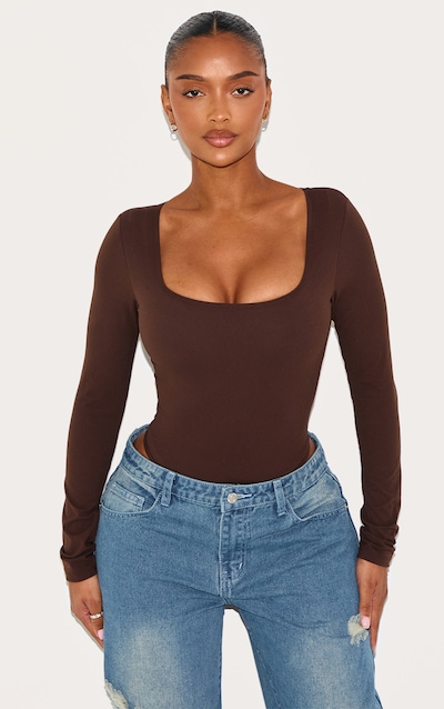 Shape Body manches longues en Sculpt chocolat à soutien-gorge intégré et col carré