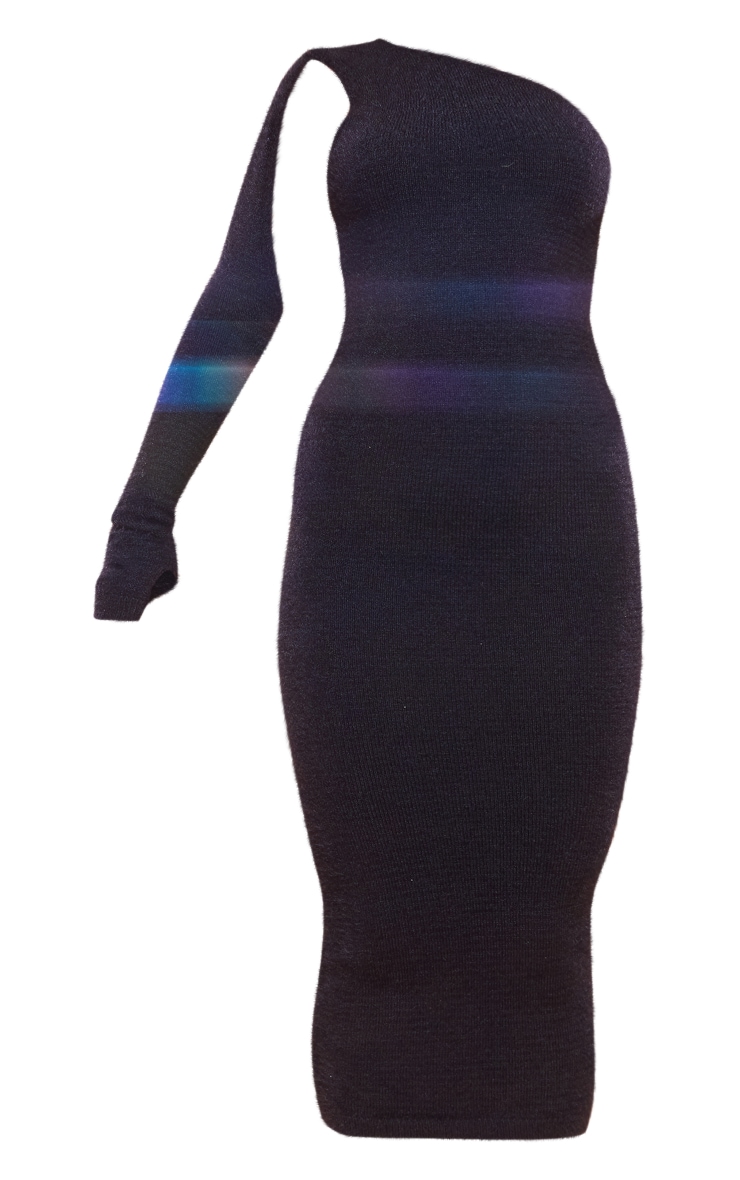 Robe longue en maille duveteuse noire asymétrique à épaule dénudée image 5